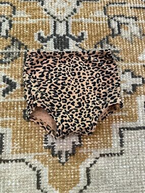ARQ cheetah High-Waist Kids Underwear size 4